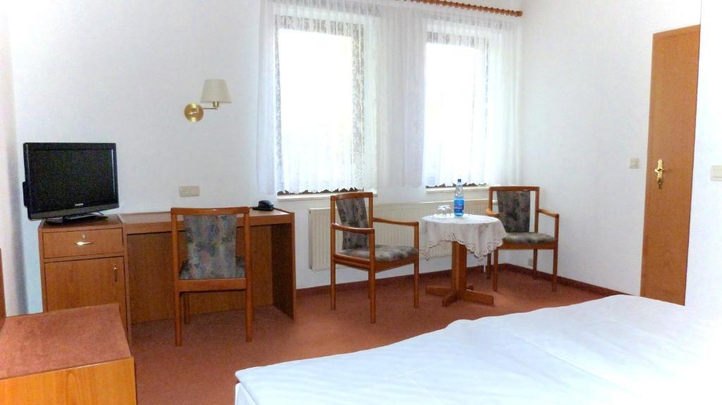 Hotel Muehlenhof Heidenau  Exteriör bild